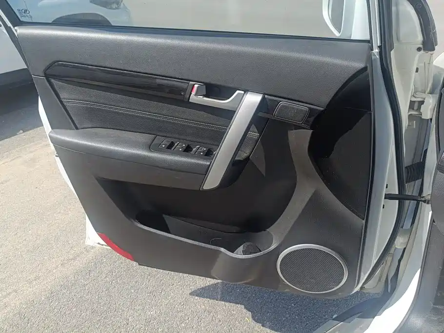 Chevrolet Captiva — миниатюра 7