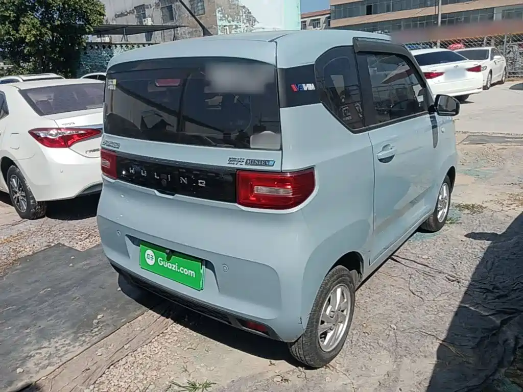 Wuling MINIEV — миниатюра 7