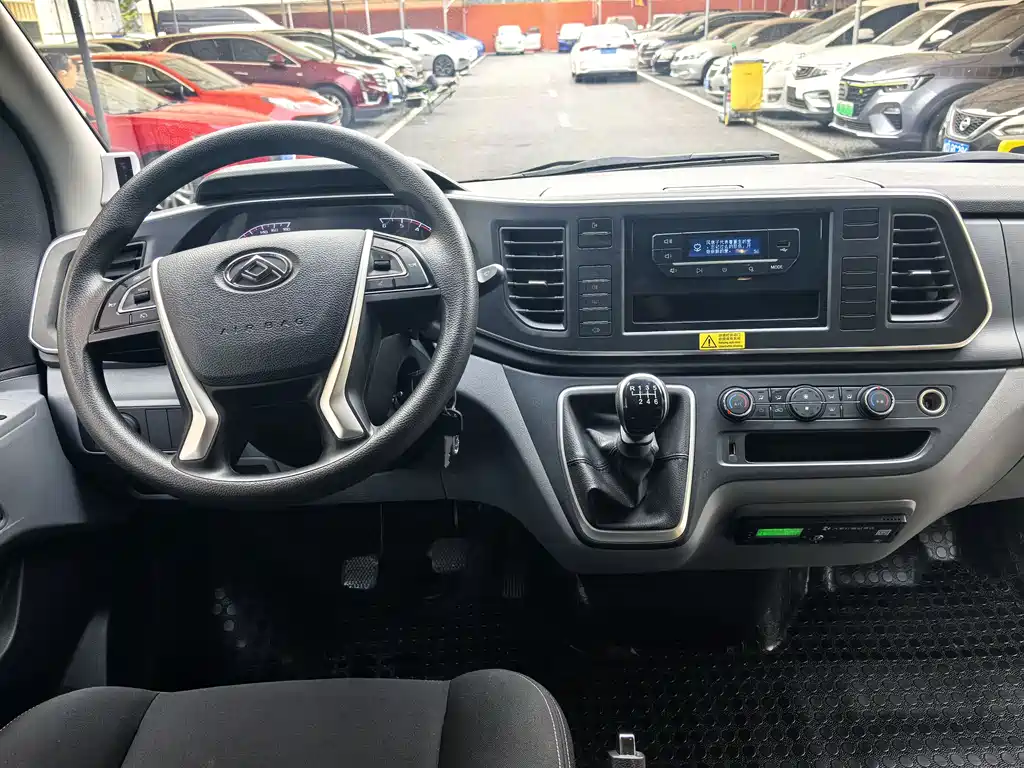 SAIC MAXUS XINTU V80