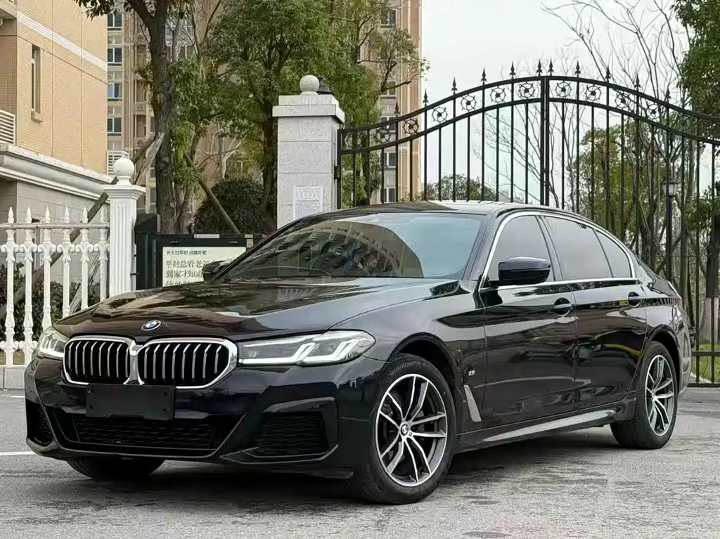 BMW 5 Series 2023