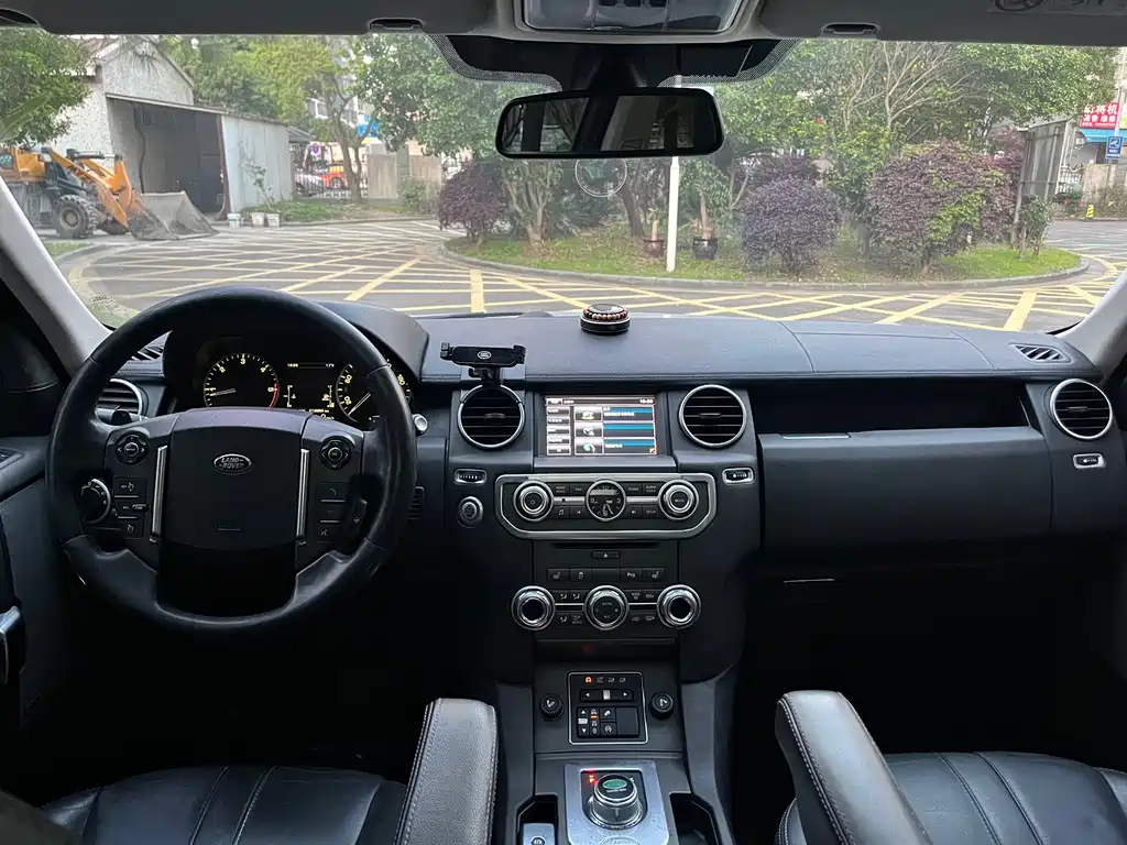 Land Rover Discovery 2015 3.0 SDV6 HSE