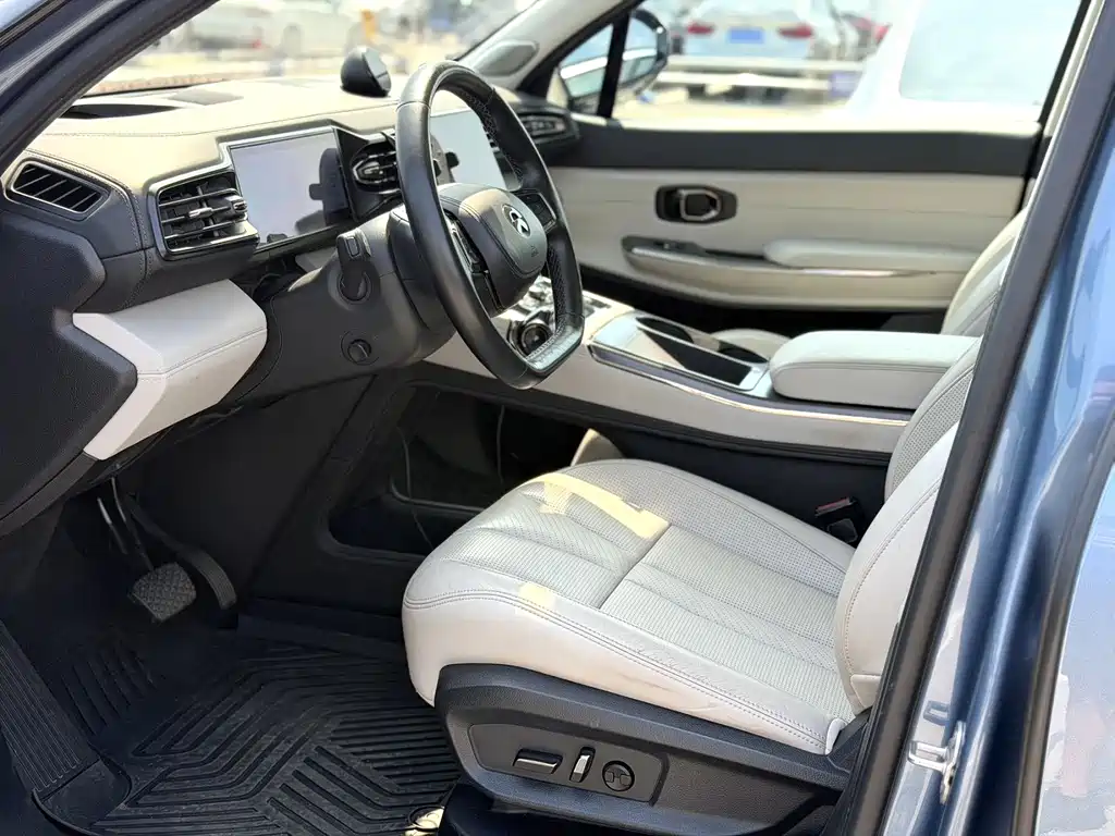 NIO ES8 — миниатюра 4