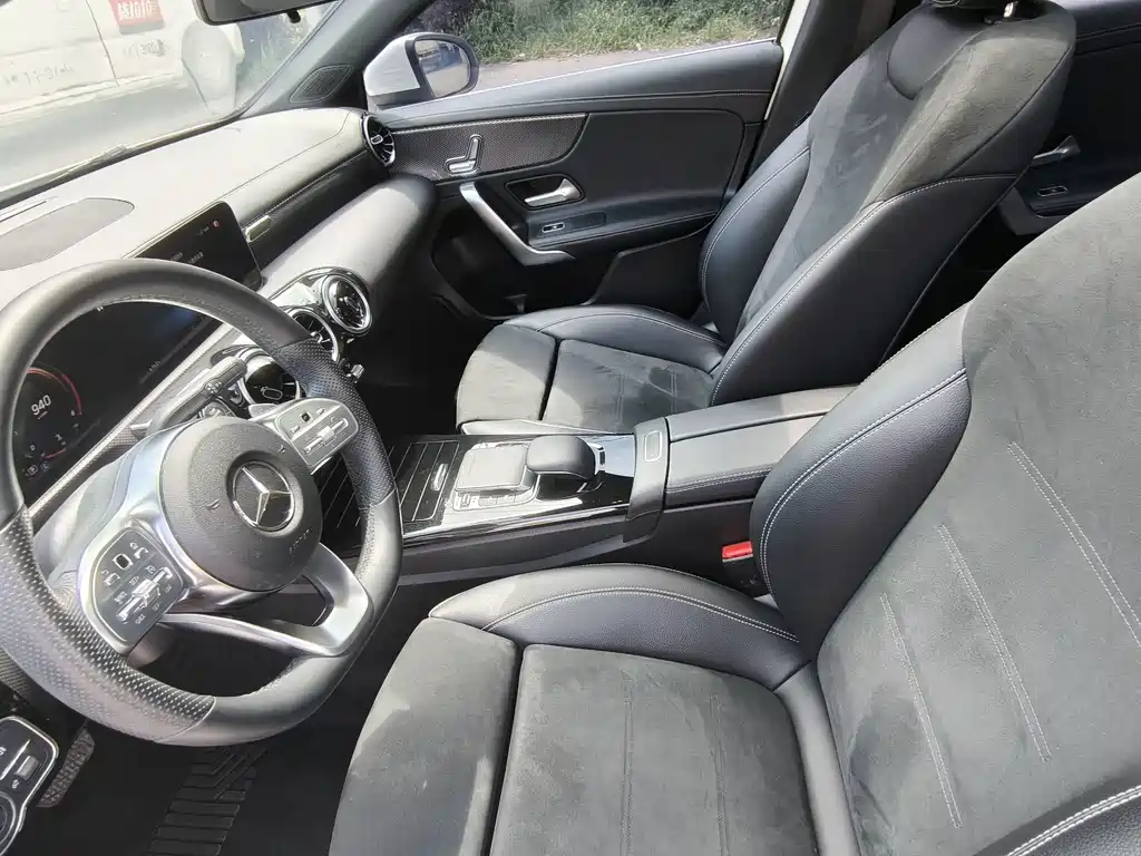 Mercedes-Benz A-Class A 2020 A 200 L Sport