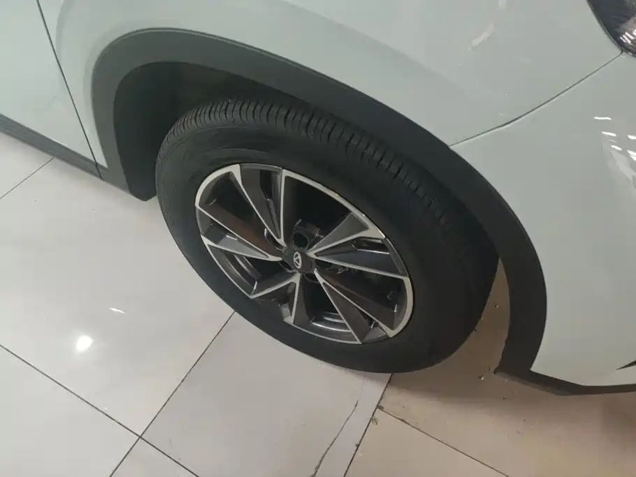Chery Omoda — миниатюра 6