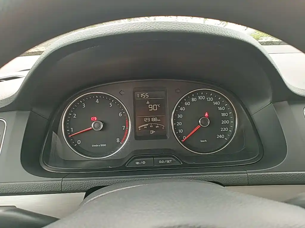 Volkswagen Lavida — миниатюра 12