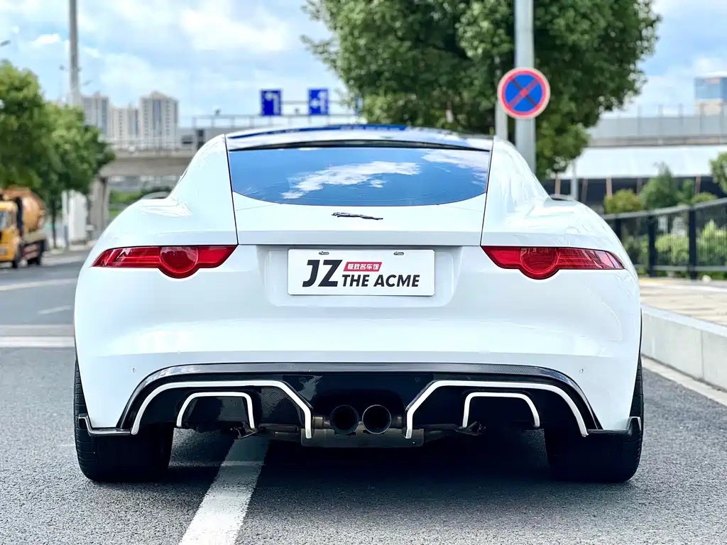 Jaguar F-TYPE — миниатюра 11