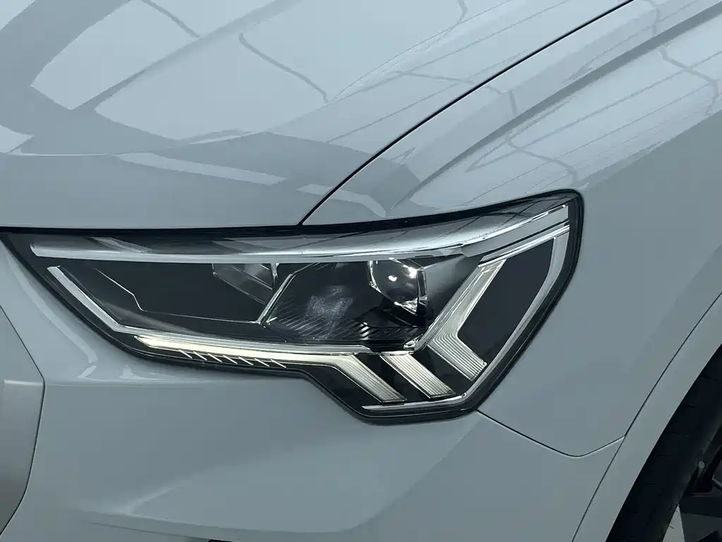 Audi Q3 — фотографии объявления, Фото 9