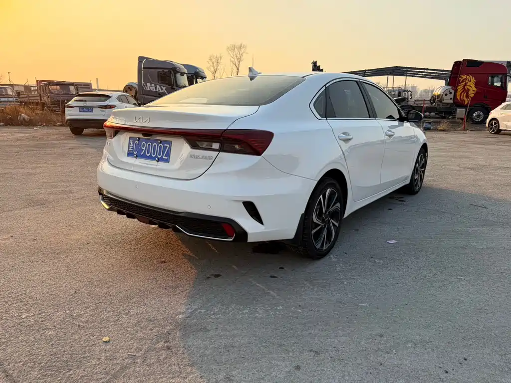 Kia K3 2023 1.5L CVT Luxury