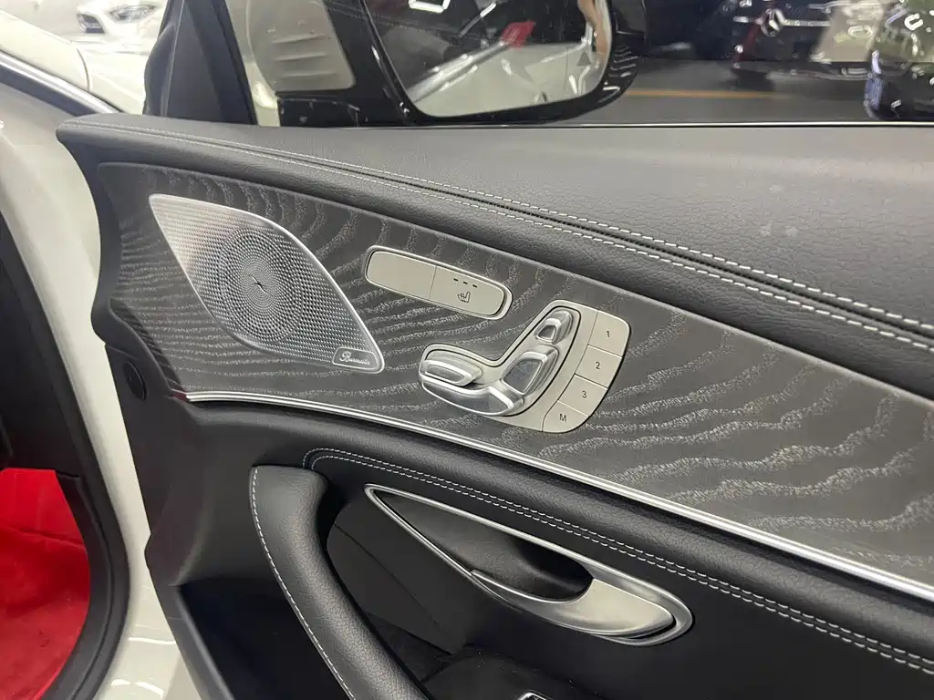 Mercedes-Benz CLS — миниатюра 8