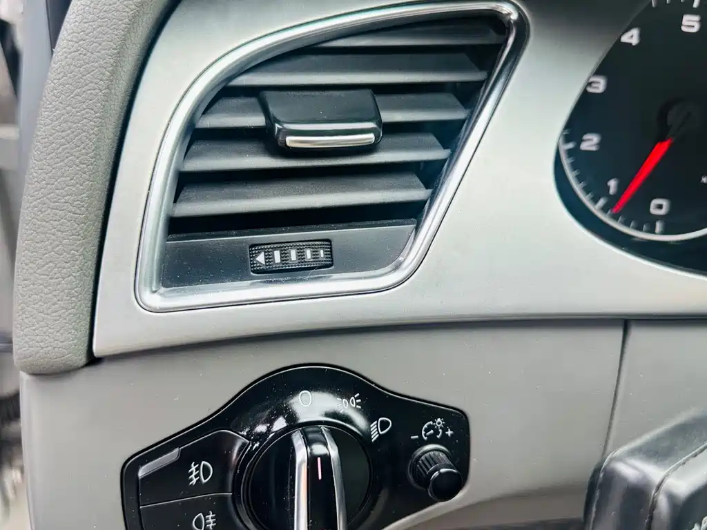 Audi A4L — миниатюра 13
