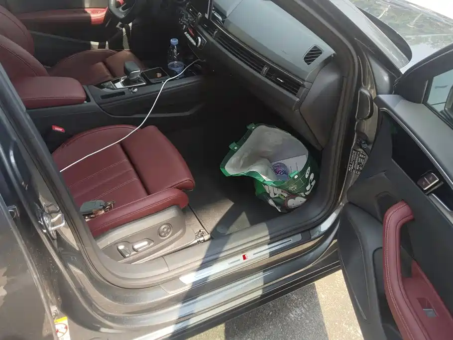 Audi A4L — миниатюра 8