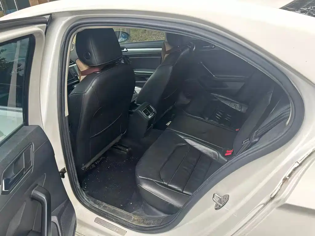 Volkswagen Lamando — миниатюра 7