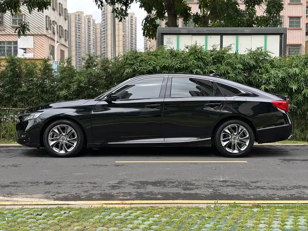 Honda Accord — фотографии объявления, Фото 17