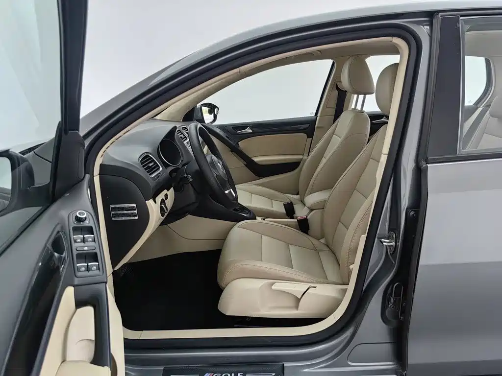Volkswagen Golf — миниатюра 10
