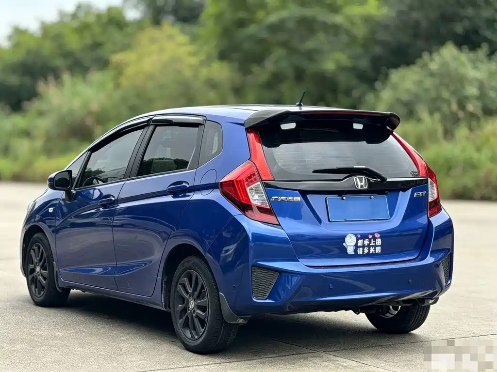 Honda Fit — миниатюра 4