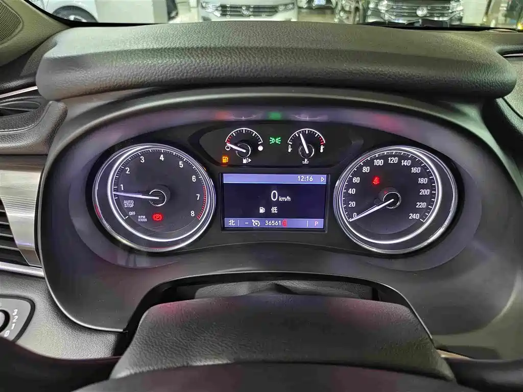 Buick LaCrosse — миниатюра 13