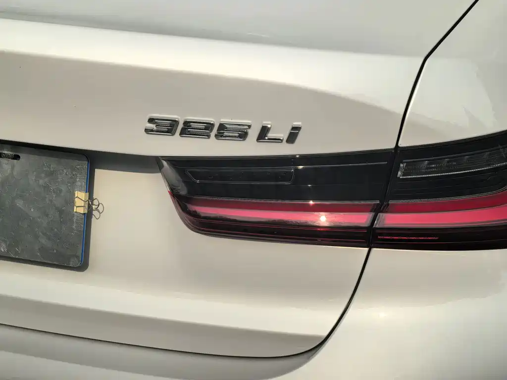 BMW 3 Series — миниатюра 15
