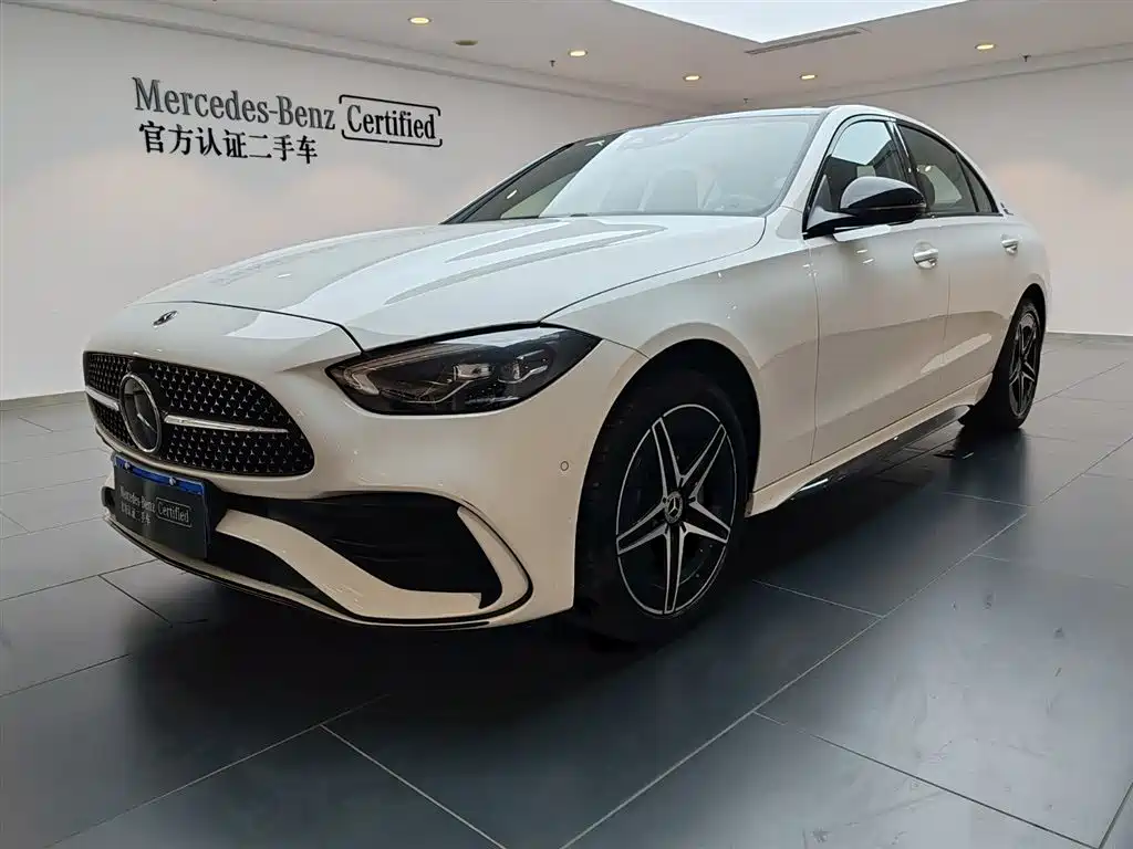 Mercedes-Benz C-Class 2024