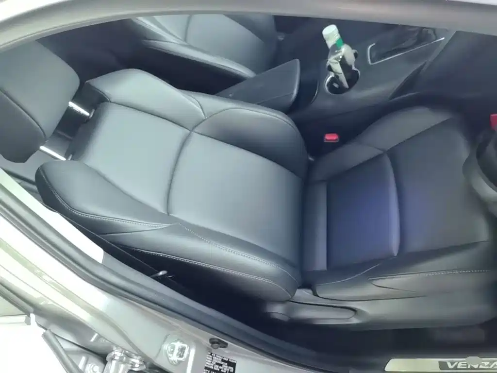 Toyota Venza — миниатюра 25
