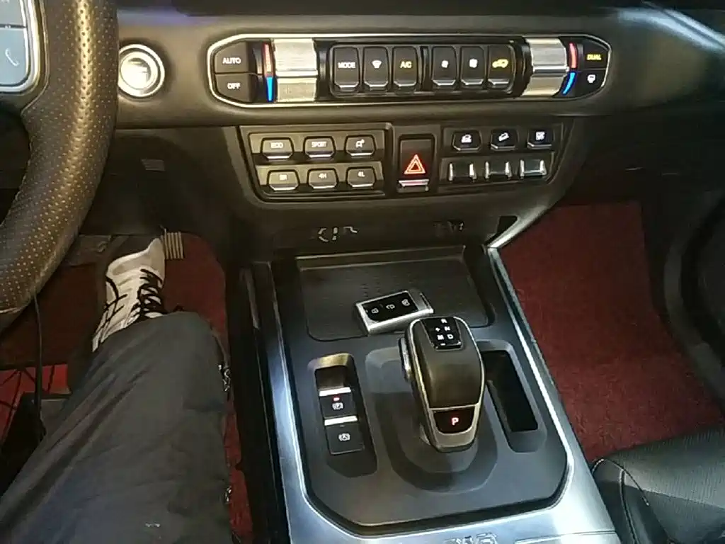 212 212 T01 — миниатюра 14