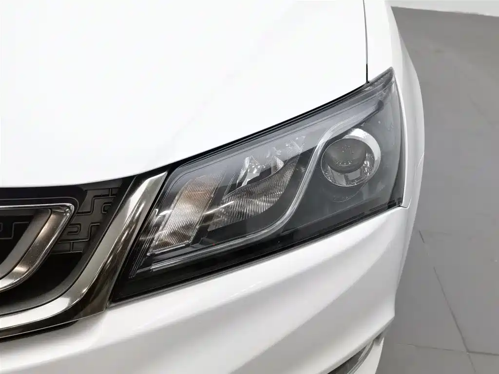 Geely Emgrand 2017 1.5L CVT Luxury