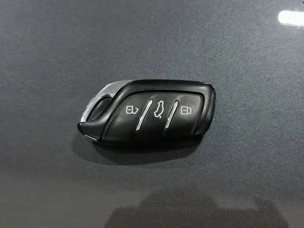 MG MG5 — миниатюра 19