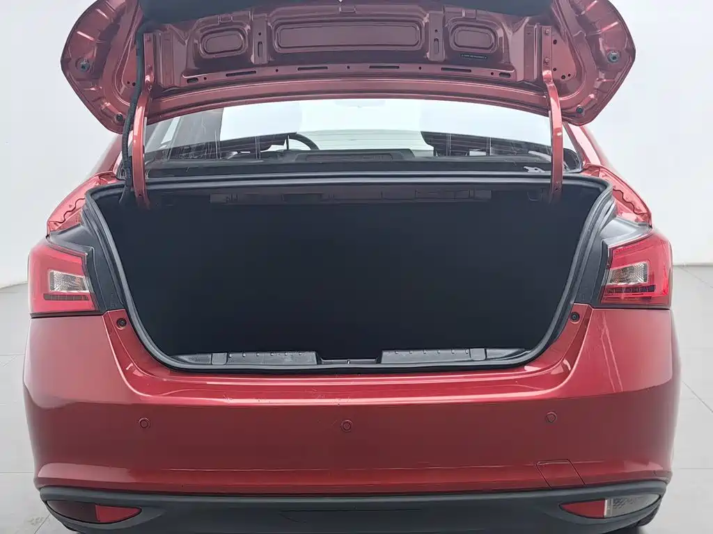 Chery Arrizo 5 — миниатюра 16