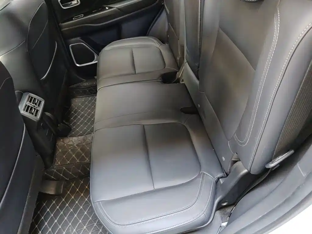 Mitsubishi Outlander — миниатюра 17