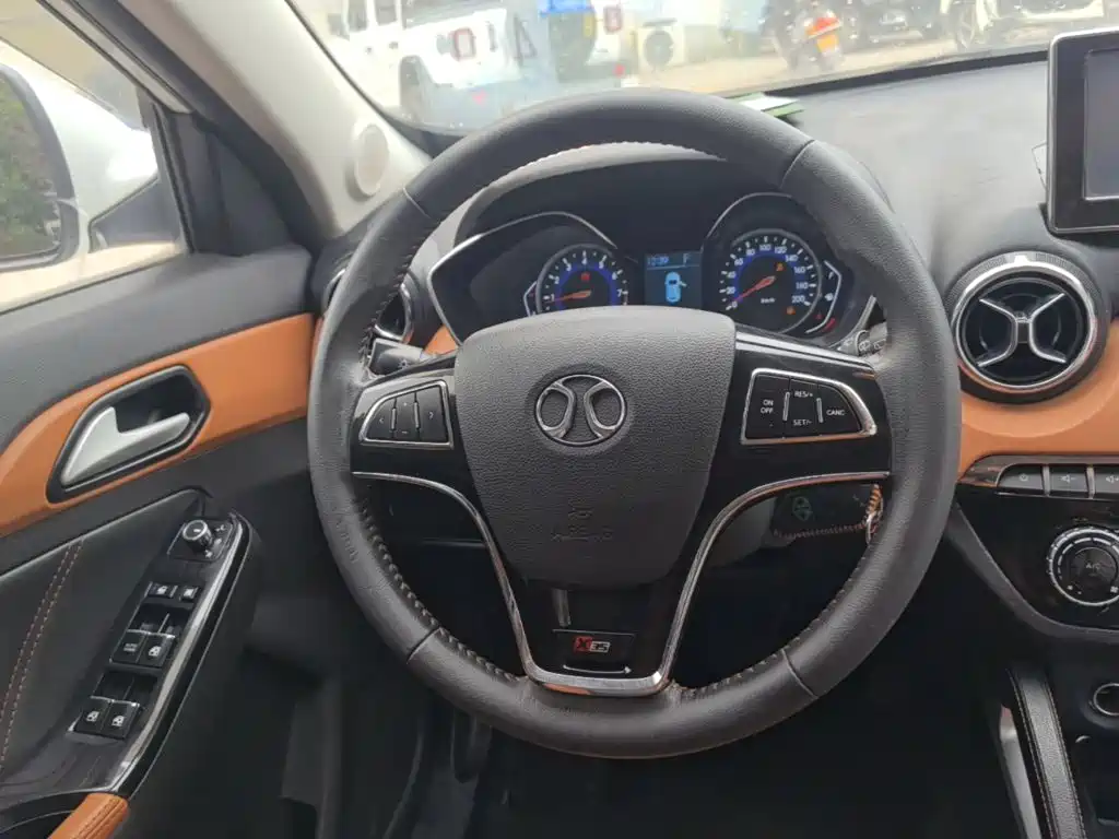 BAIC Senova X35 — миниатюра 11