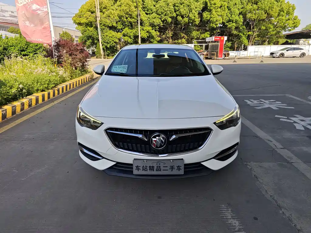 Buick Regal - фото 2