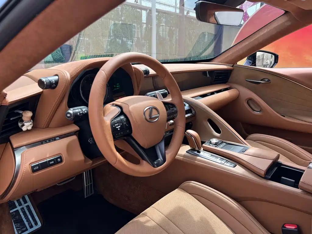 Lexus LC — миниатюра 9