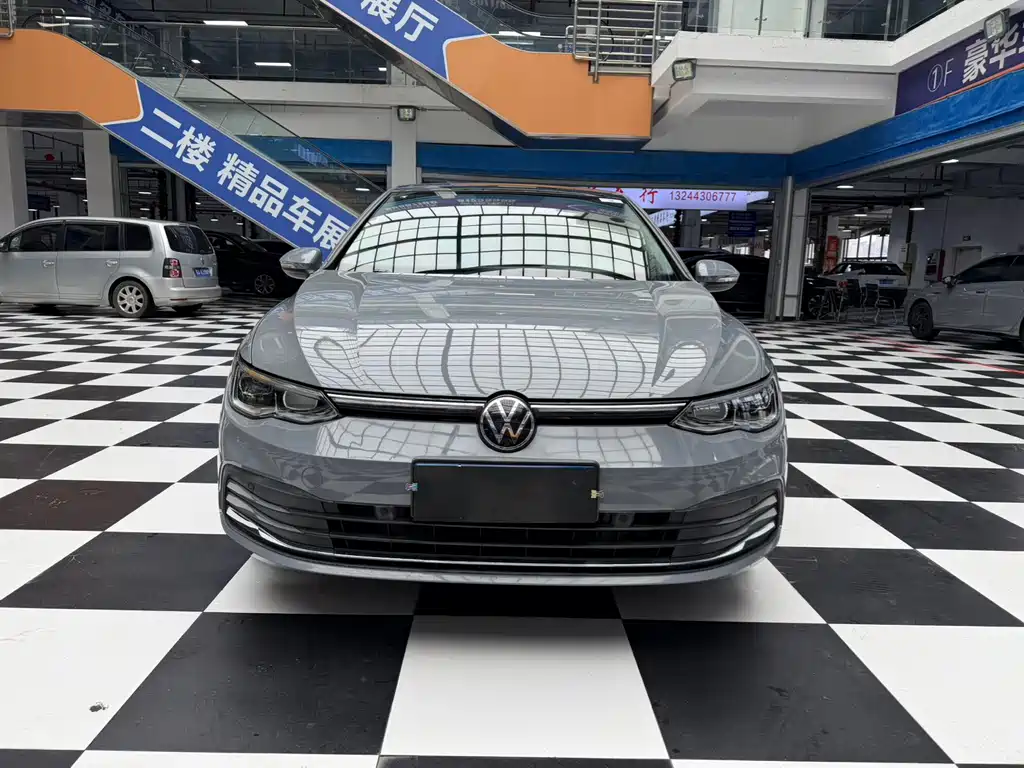 Volkswagen Golf — миниатюра 2