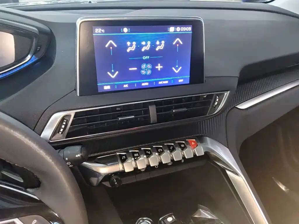 Peugeot 4008 — миниатюра 13