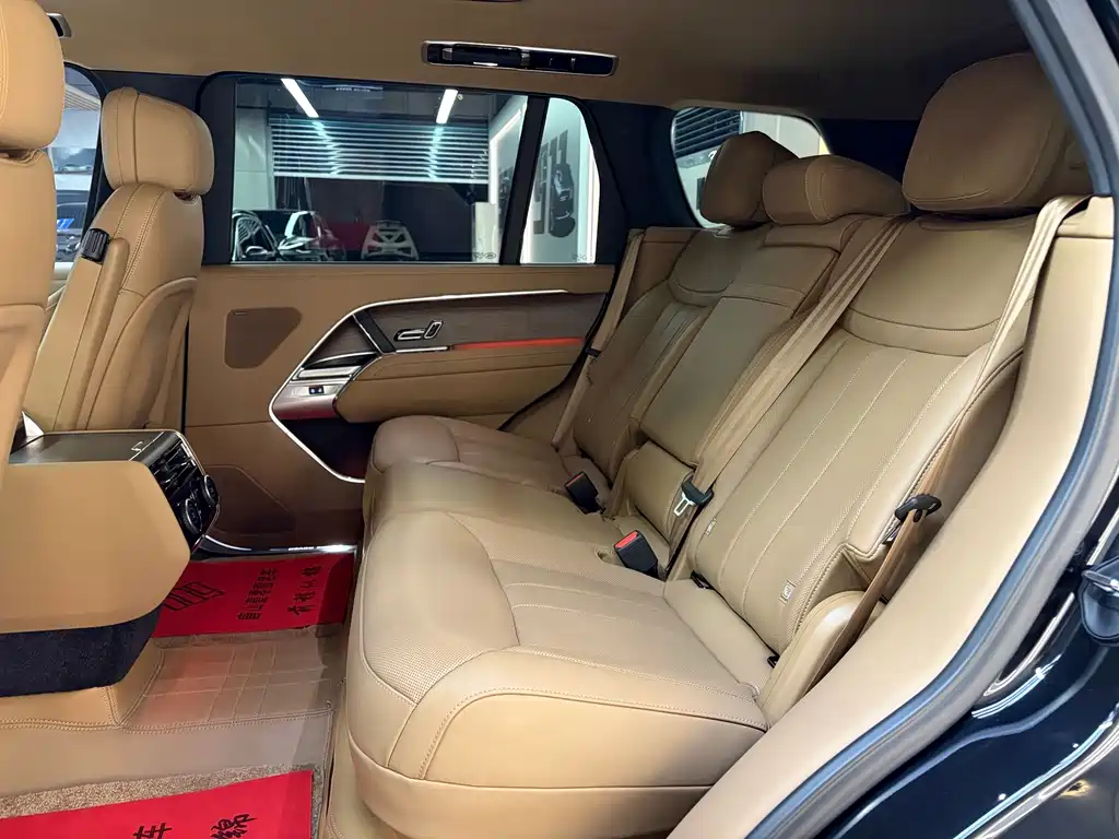 Land Rover Range Rover — миниатюра 18
