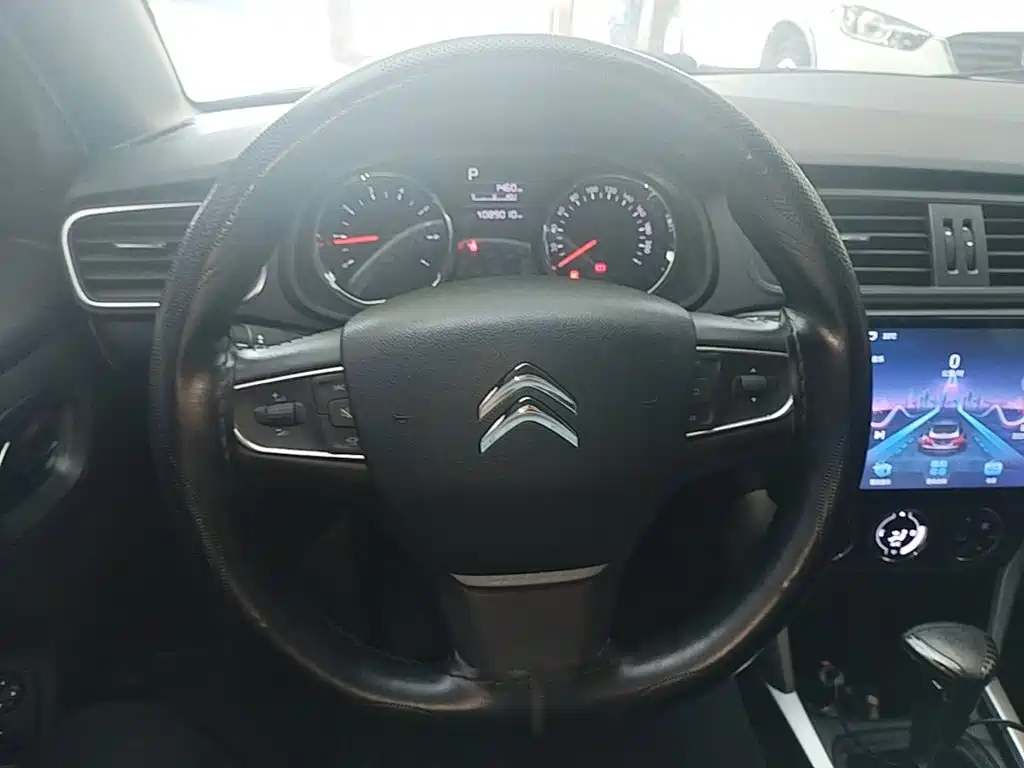 Citroen C3-XR — миниатюра 11