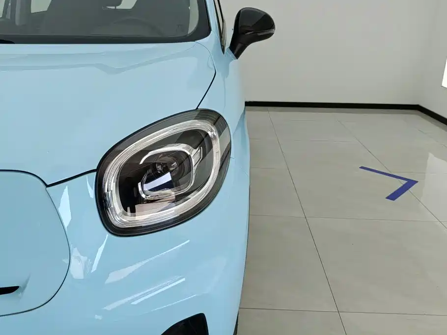 Leapmotor Leapmotor T03 — миниатюра 5