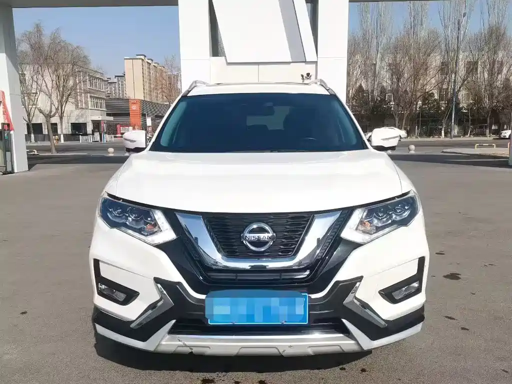 NISSAN QIJUN