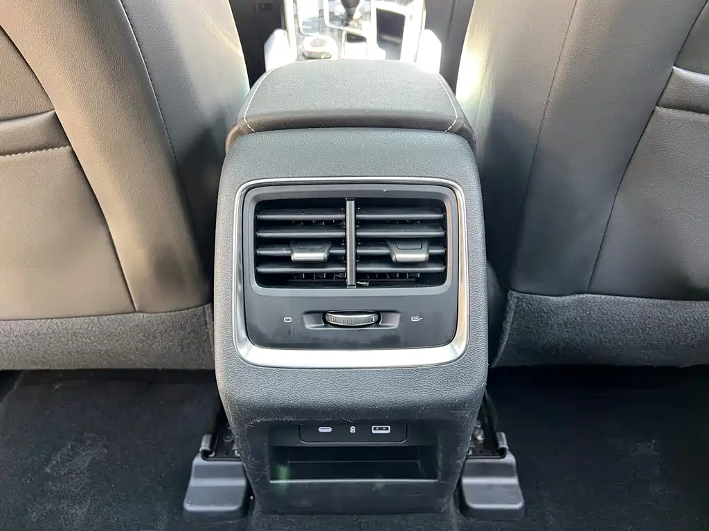 GEELY AUTOMOBILE BOYUE