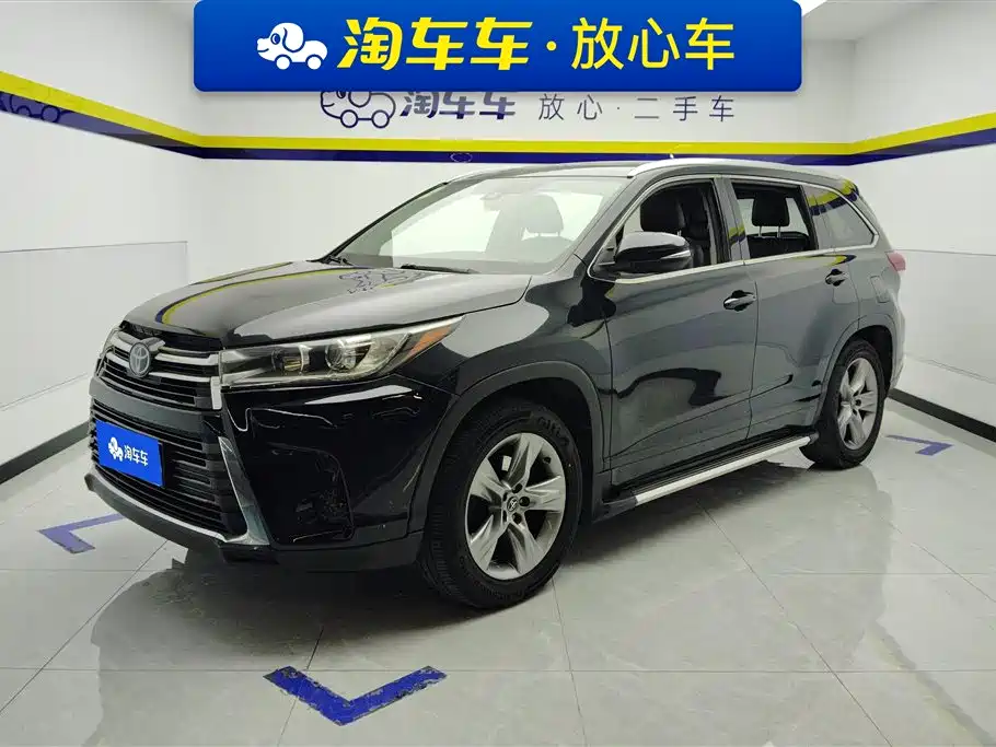 TOYOTA HIGHLANDER
