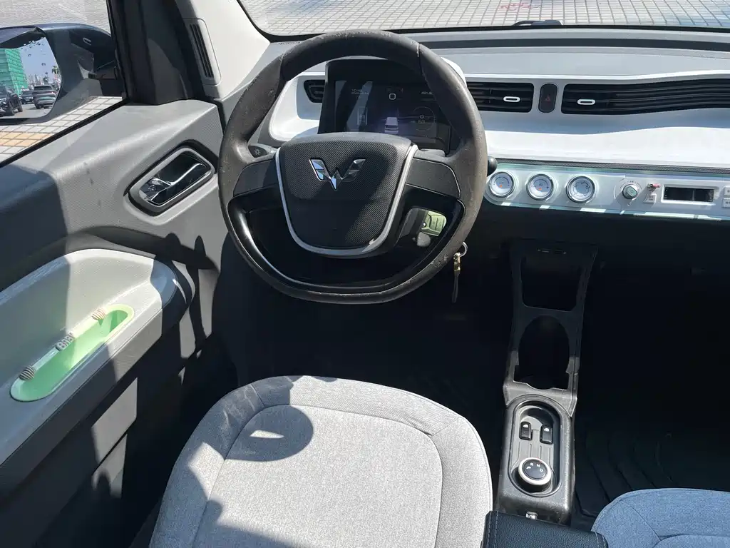 Wuling MINIEV — миниатюра 14