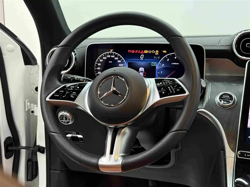 Mercedes-Benz GLC — миниатюра 11