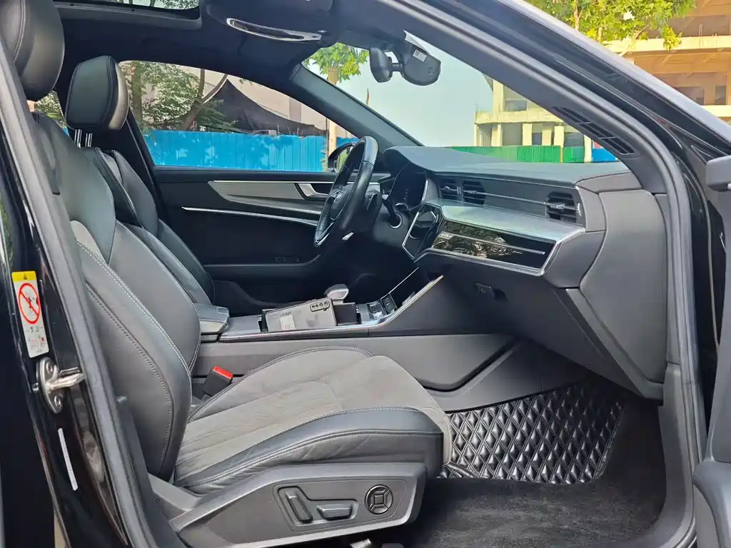 Audi A6L — миниатюра 6