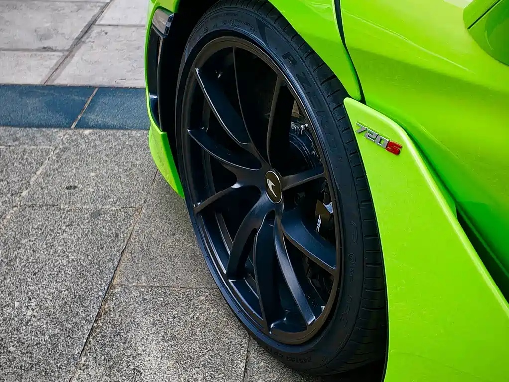 McLaren 720S — миниатюра 14