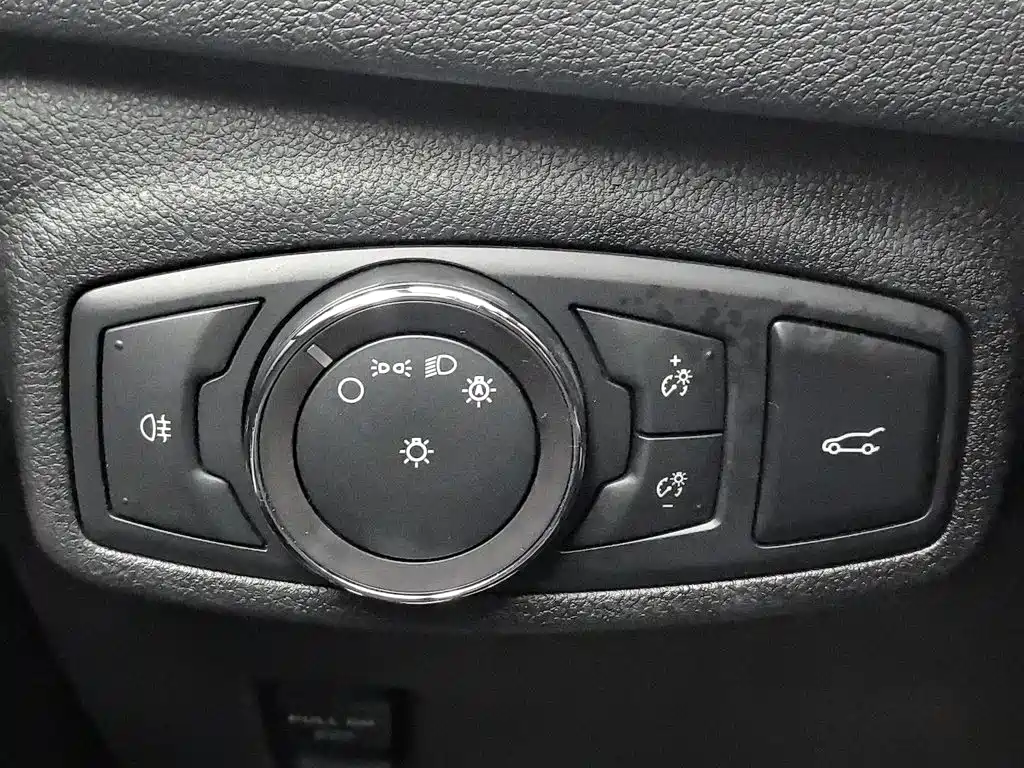 Lincoln MKC — миниатюра 21