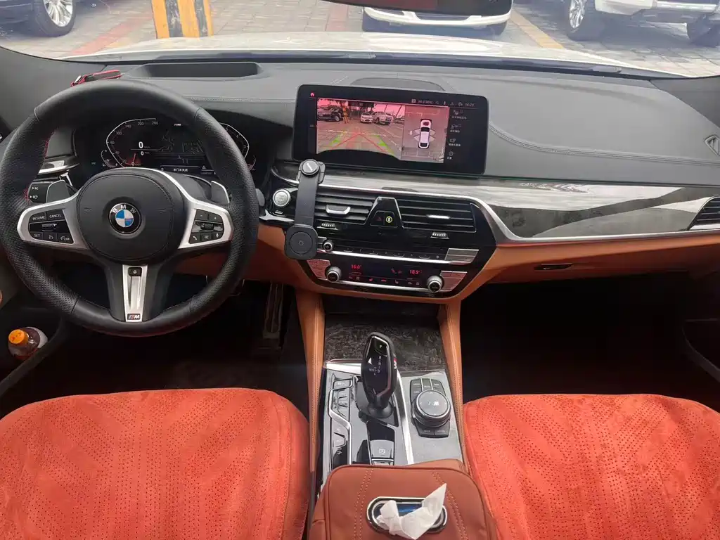 BMW 6 Series GT — миниатюра 6