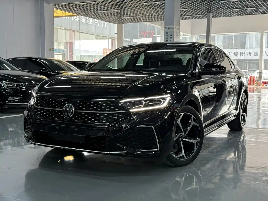 Volkswagen Passat 2025
