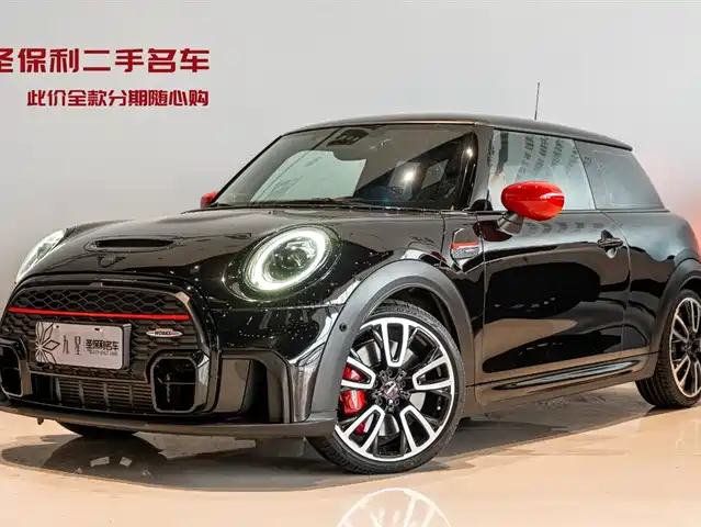 MINI JCW