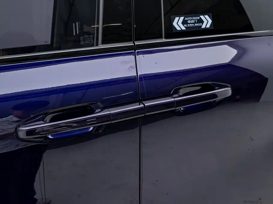 GAC Motor 传祺E8 PHEV — миниатюра 15