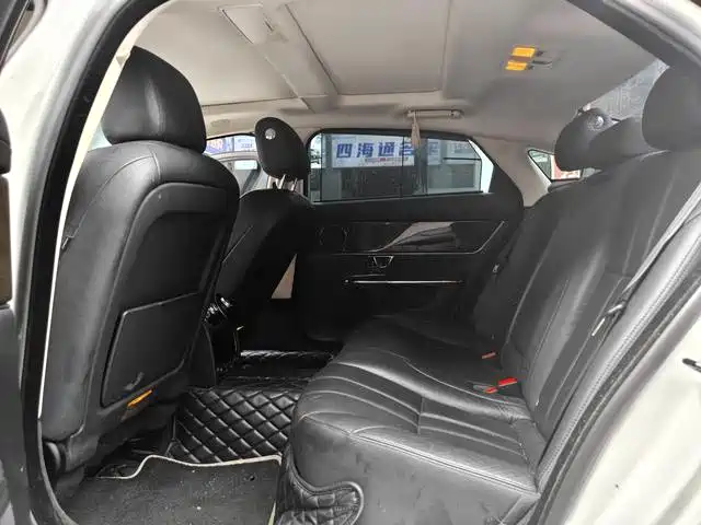 Jaguar XJ — миниатюра 13