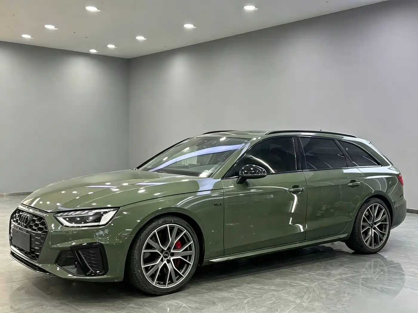 奥迪S4 2023款 S4 Avant 3.0TFSI 2023